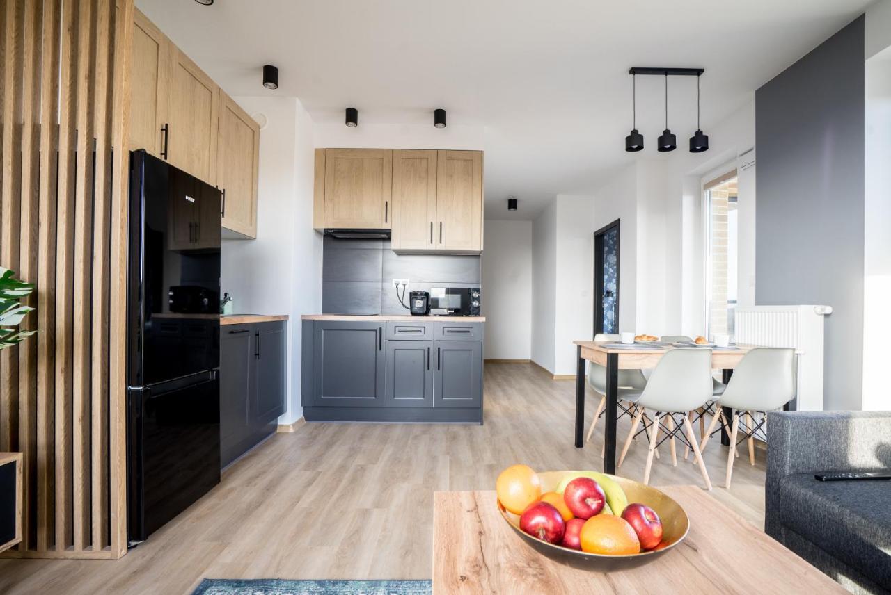 Bizapartments - Modern Flats With Parking Warsaw Luaran gambar