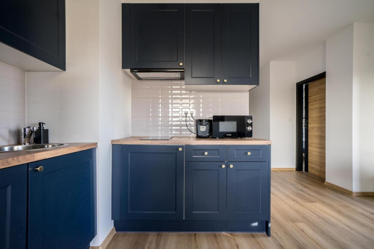 Bizapartments - Modern Flats With Parking Warsaw Luaran gambar