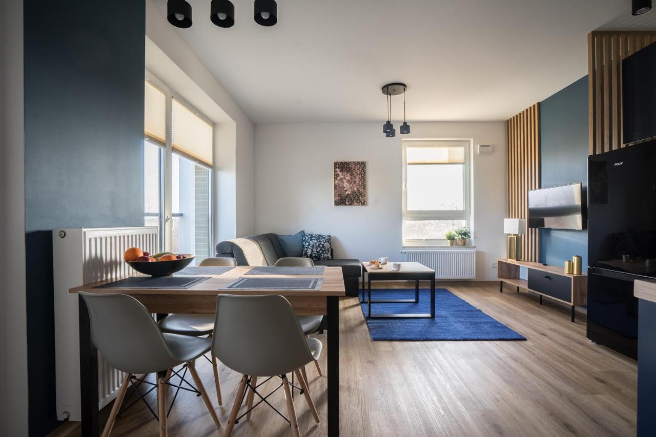 Bizapartments - Modern Flats With Parking Warsaw Luaran gambar