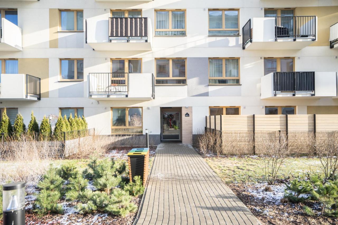 Bizapartments - Modern Flats With Parking Warsaw Luaran gambar