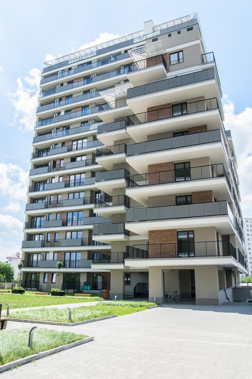 Bizapartments - Modern Flats With Parking Warsaw Bilik gambar