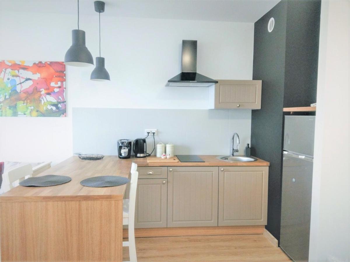 Bizapartments - Modern Flats With Parking Warsaw Luaran gambar
